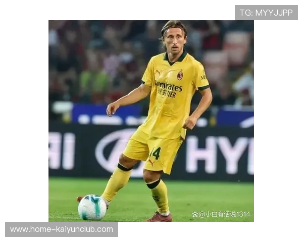 莱奥头球点破AC米兰防线建功